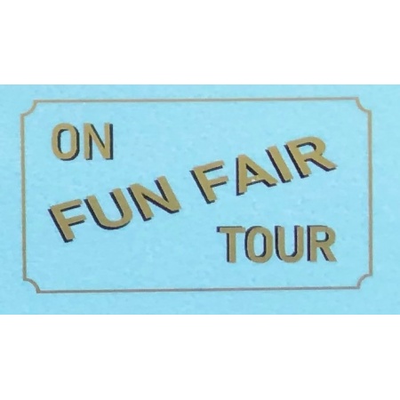 funfair_on_tour_gold_black_703939082